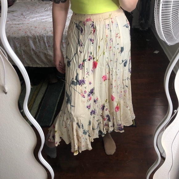 Vintage patchwork Cream and pink floral maxi skirt - Picture 4 of 8
